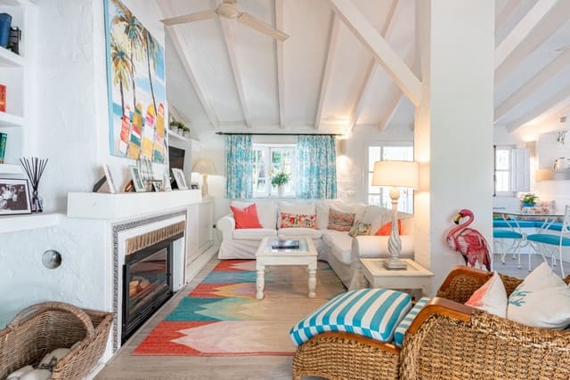 4 sovrum Villa till salu i Los Arqueros - Puerto del Almendro, Benahavís med pool garage - 1 150 000 € (Ref: 9670136)
