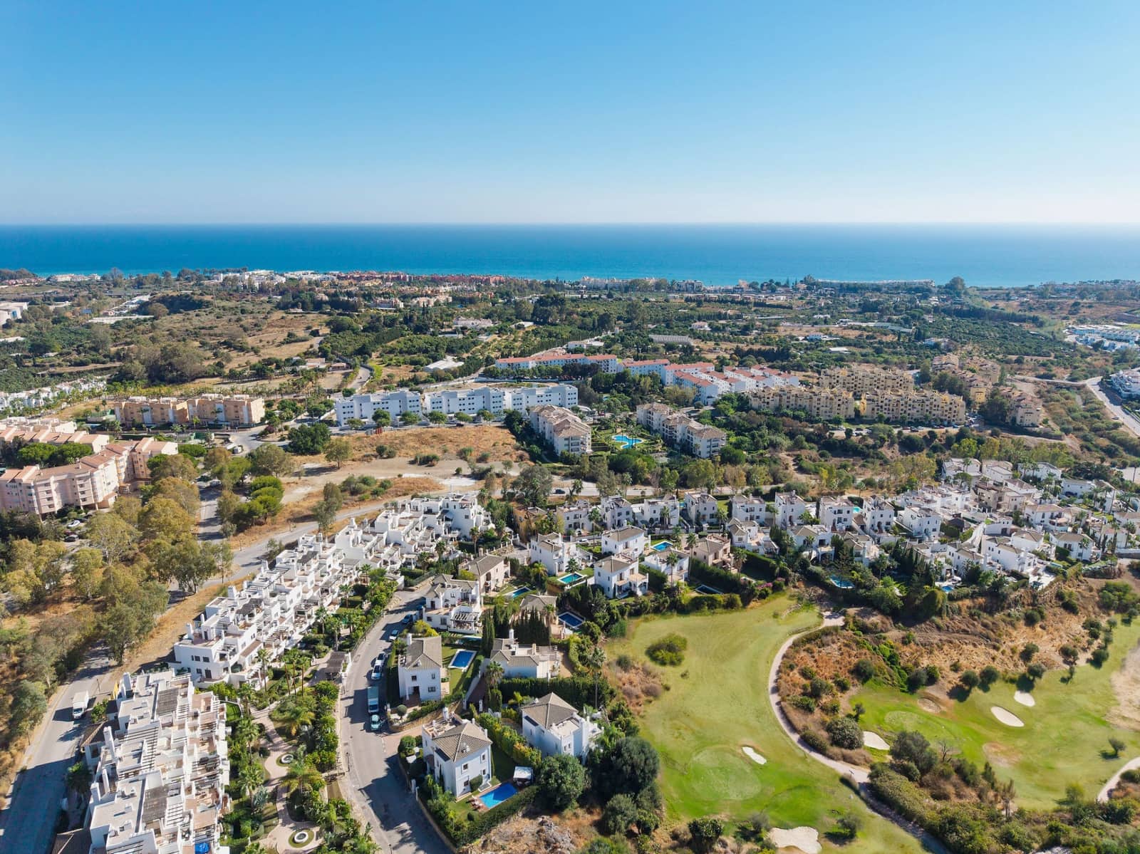 4 slaapkamer Villa te koop in Estepona met zwembad garage - € 1.690.000 (Ref: 9726433)