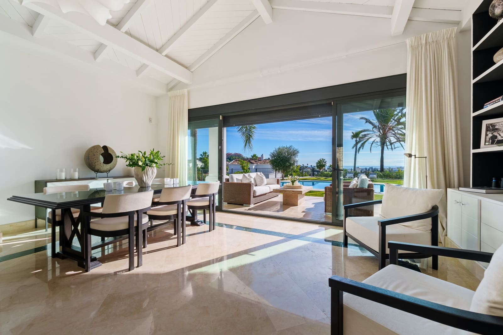 4 Zimmer Villa zu verkaufen in Marbella mit Pool Garage - 4.390.000 € (Ref: 9747742)