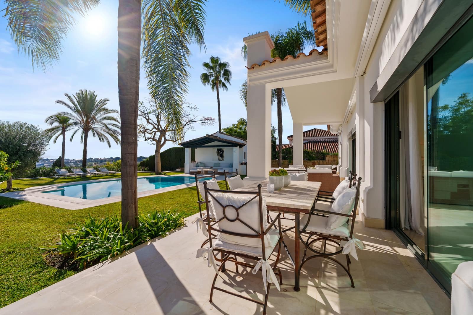 4 Zimmer Villa zu verkaufen in Marbella mit Pool Garage - 4.390.000 € (Ref: 9747742)