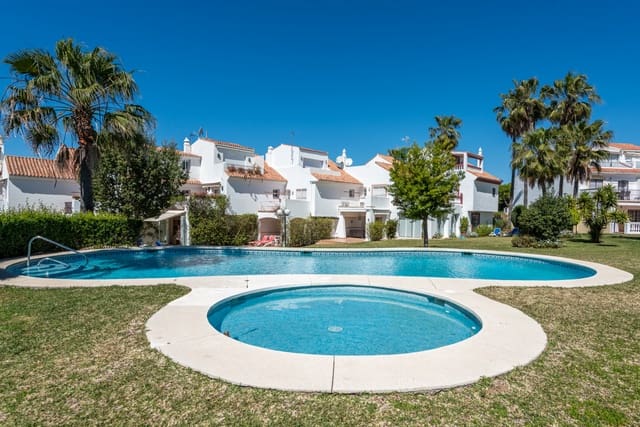 4 soverom Hus til salgs i Atalaya-Isdabe, Estepona med svømmebasseng garasje - € 499 000 (Ref: 9755503)