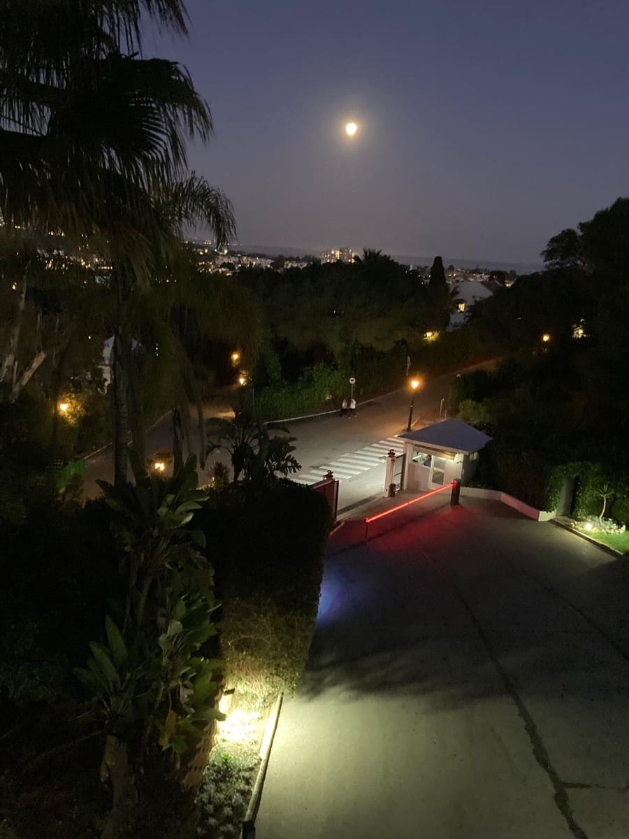 Apartamento de 3 habitaciones en Marbella en venta con piscina garaje - 1.150.000 € (Ref: 9772837)