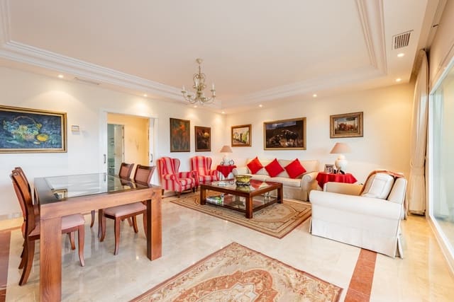 3 slaapkamer Appartement te koop in Las Brisas, Marbella met zwembad garage - € 1.150.000 (Ref: 9772837)