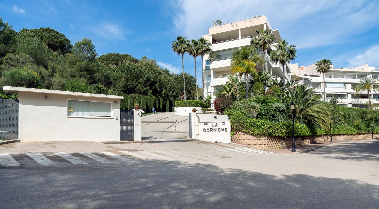 Apartamento de 3 habitaciones en Marbella en venta con piscina garaje - 1.150.000 € (Ref: 9772837)