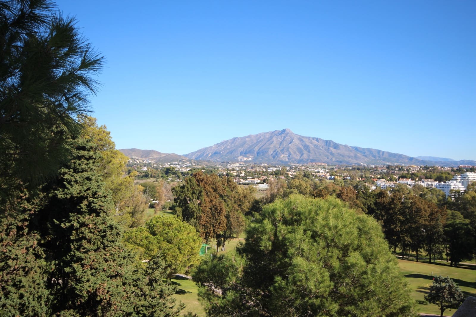 2 soveværelse Lejlighed til salg i Atalaya-Isdabe med swimmingpool garage - € 350.000 (Ref: 9780312)