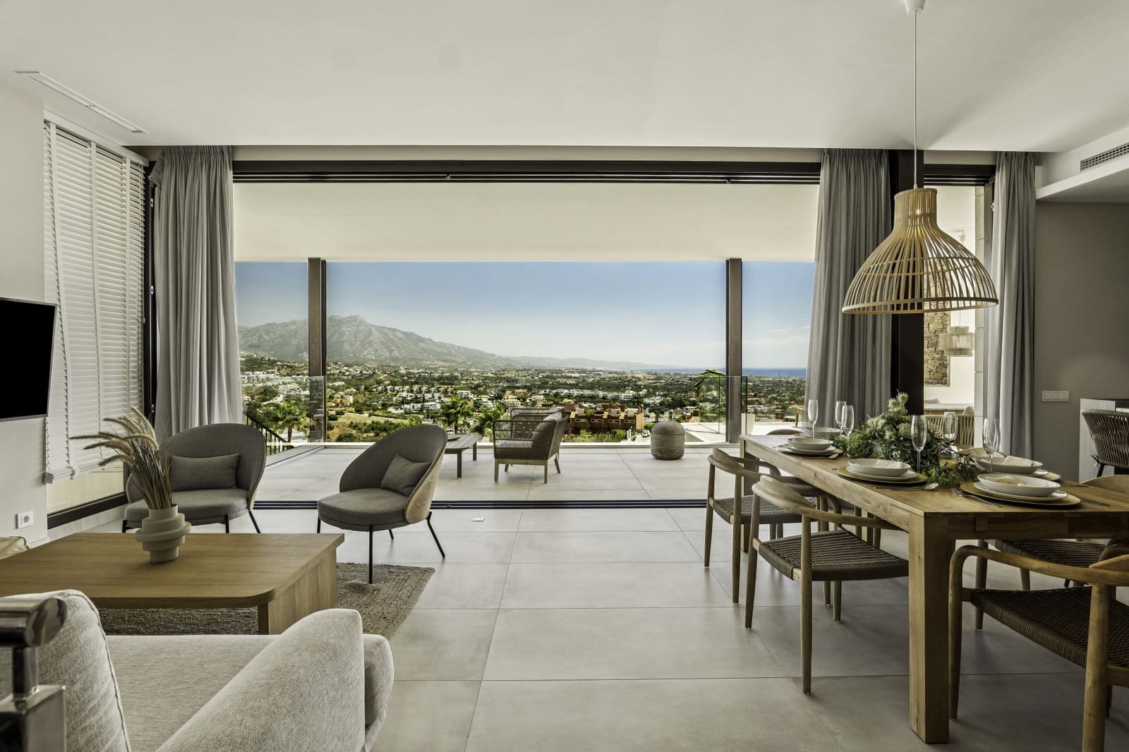 4 slaapkamer Villa te koop in Benahavis met zwembad garage - € 1.890.000 (Ref: 9794363)