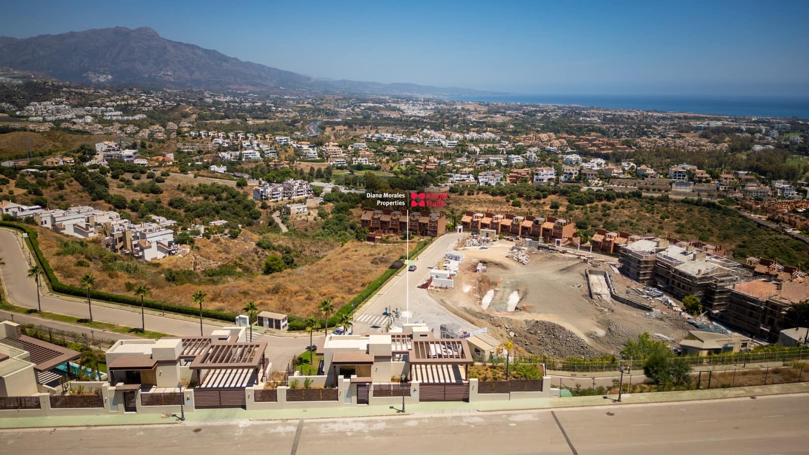 4 slaapkamer Villa te koop in Benahavis met zwembad garage - € 1.890.000 (Ref: 9794363)