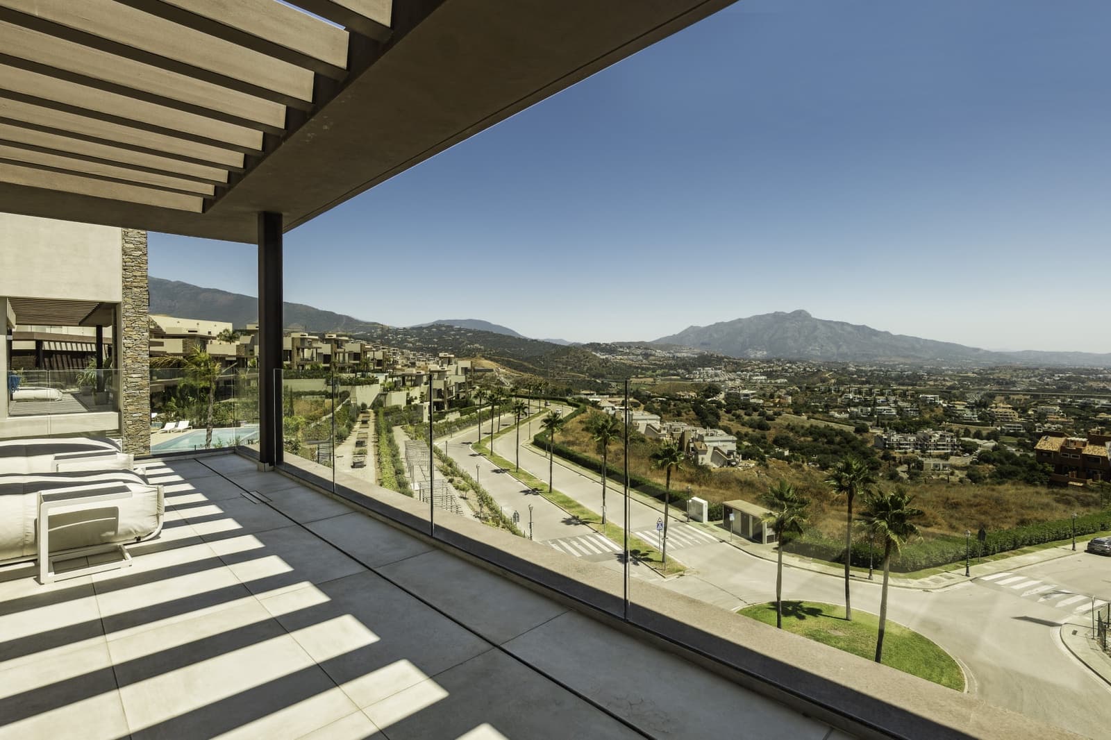 4 slaapkamer Villa te koop in Benahavis met zwembad garage - € 1.790.000 (Ref: 9794363)