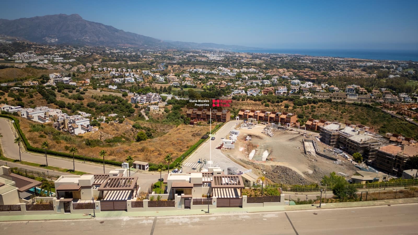 4 slaapkamer Villa te koop in Benahavis met zwembad garage - € 1.790.000 (Ref: 9794363)