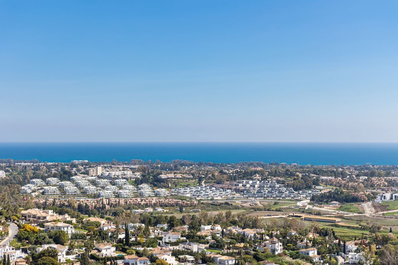 2 slaapkamer Penthouse te koop in Benahavis met zwembad garage - € 750.000 (Ref: 9794367)