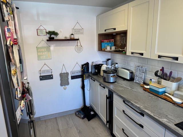 Casa de 3 habitaciones en Guadalobón, Estepona en venta con piscina garaje - 549.000 € (Ref: 9794368)