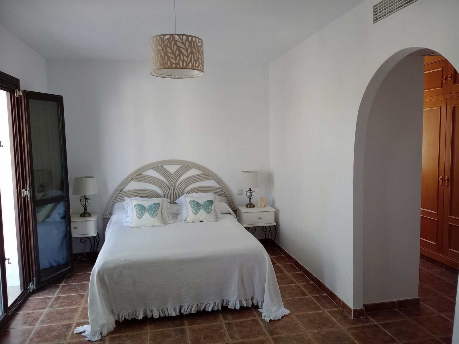 3 sovrum Hus till salu i Benahavis med pool garage - 749 000 € (Ref: 9807851)