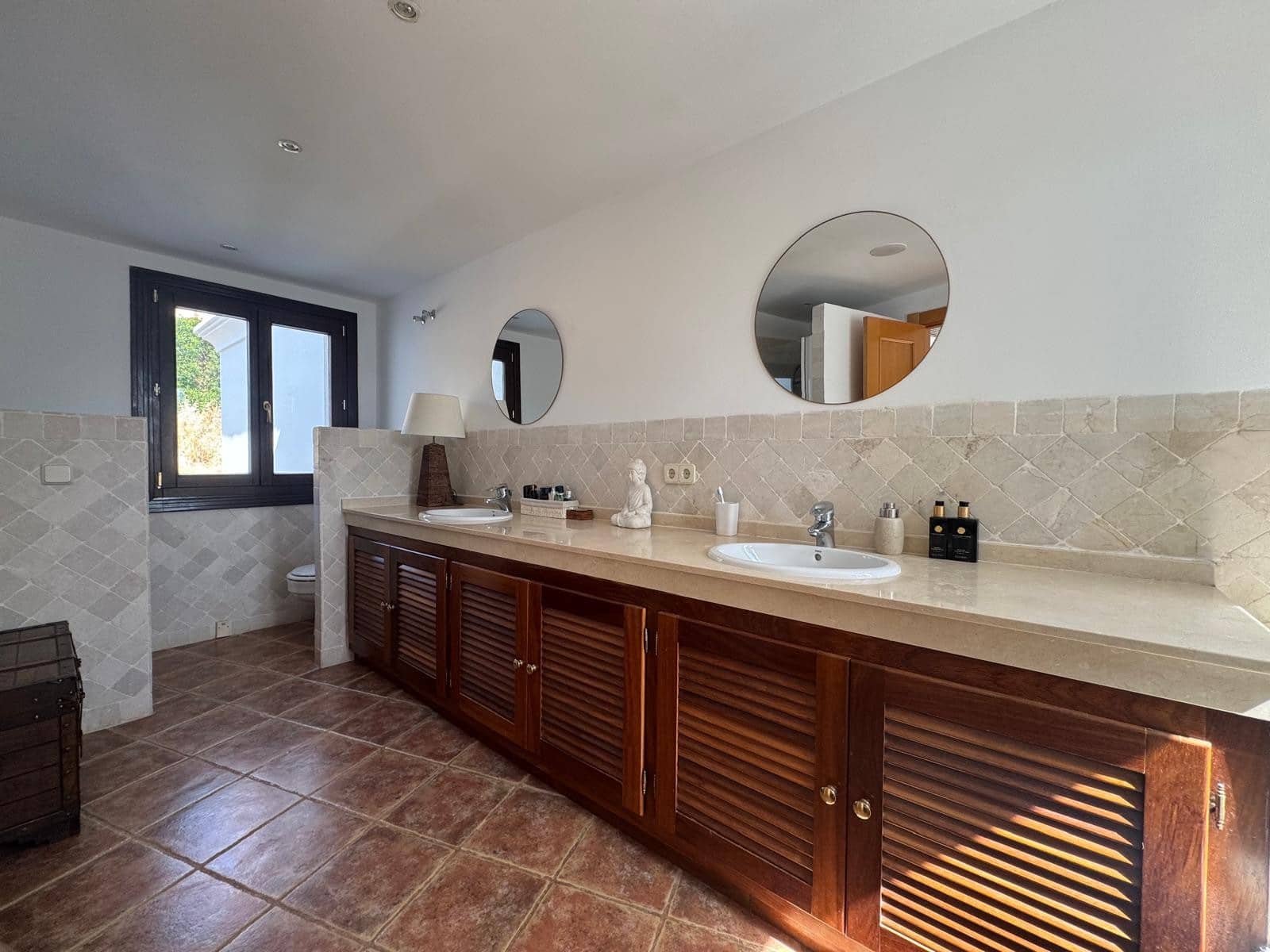 3 soveværelse Byhus til salg i El Paraiso med swimmingpool garage - € 749.000 (Ref: 9807851)