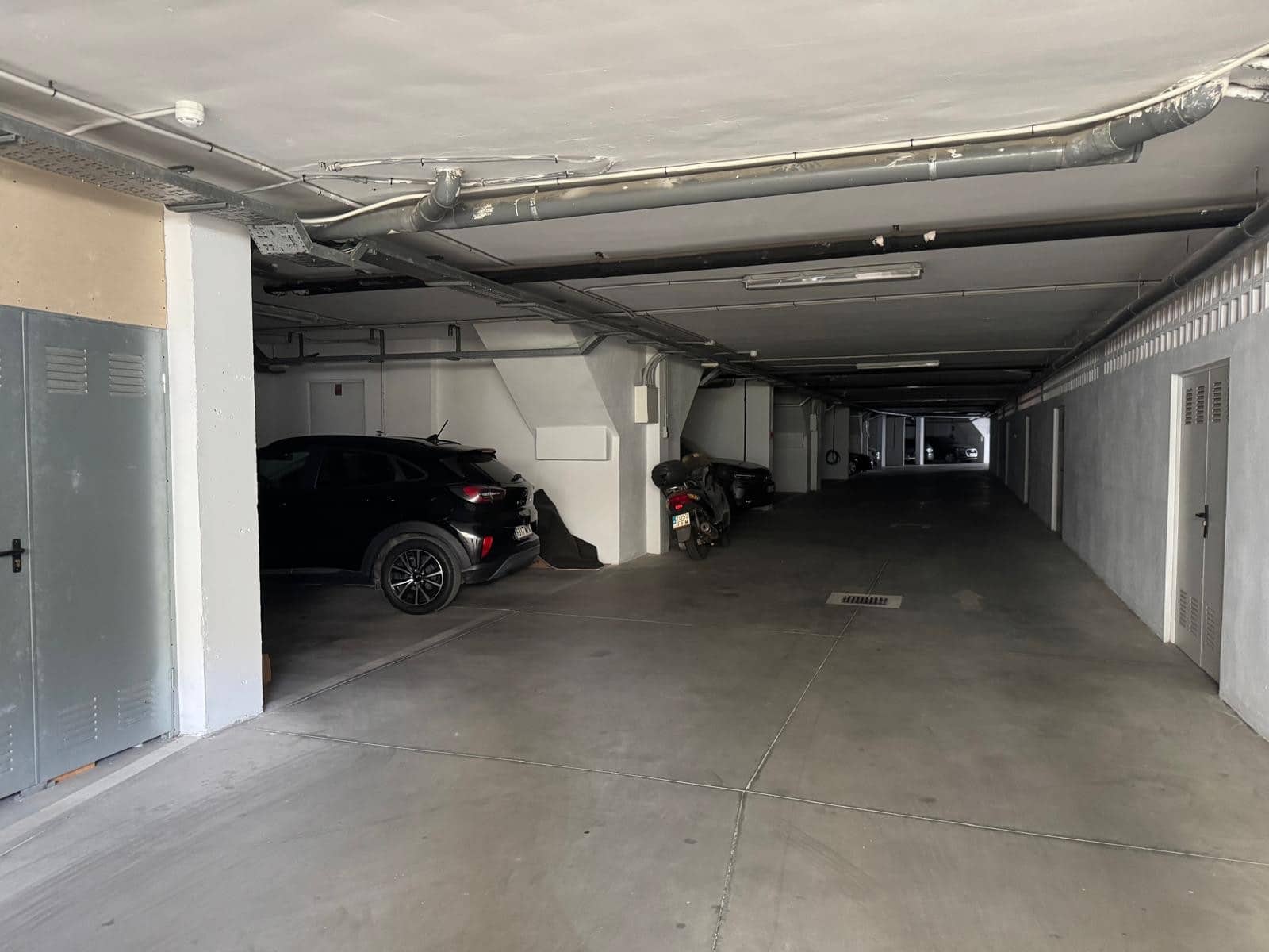 3 soveværelse Byhus til salg i El Paraiso med swimmingpool garage - € 749.000 (Ref: 9807851)