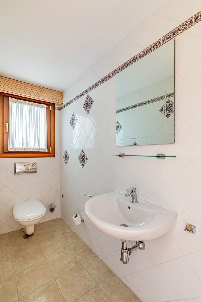 5 bedroom Villa for sale in Cancelada with pool garage - € 2,400,000 (Ref: 9822429)