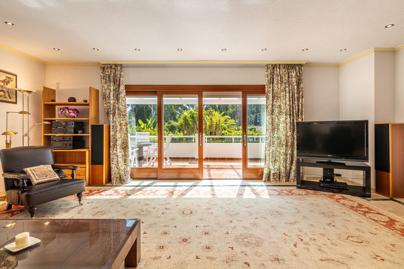 5 bedroom Villa for sale in Cancelada with pool garage - € 2,400,000 (Ref: 9822429)
