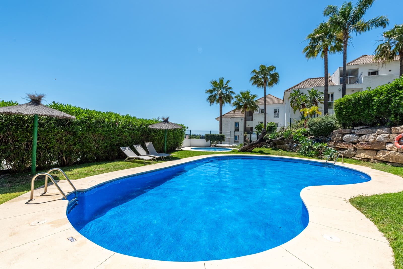 3 camera da letto Attico in vendita in New Golden Mile con piscina garage - 335.000 € (Rif: 9833503)
