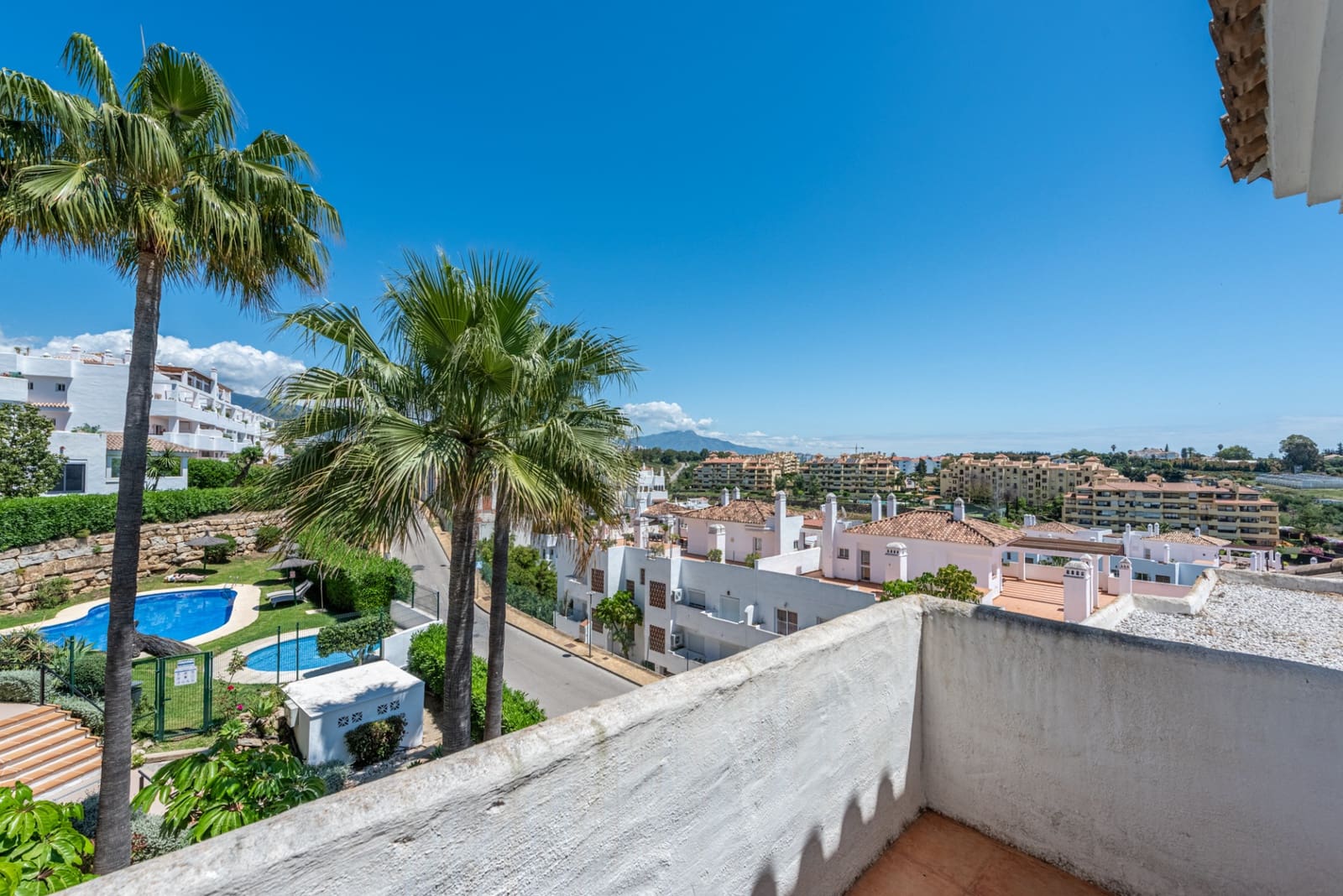 3 camera da letto Attico in vendita in New Golden Mile con piscina garage - 335.000 € (Rif: 9833503)