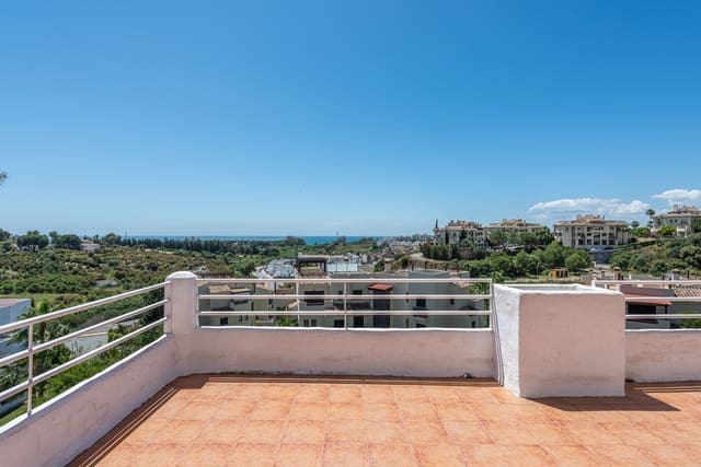 3 camera da letto Attico in vendita in La Concha - Resina Golf, Estepona con piscina garage - 335.000 € (Rif: 9833503)