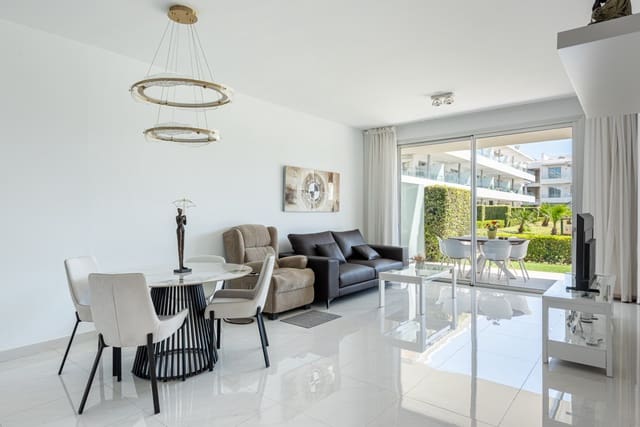 3 chambre Appartement à vendre à Bel-Air, Estepona avec piscine garage - 495 000 € (Ref: 9833504)
