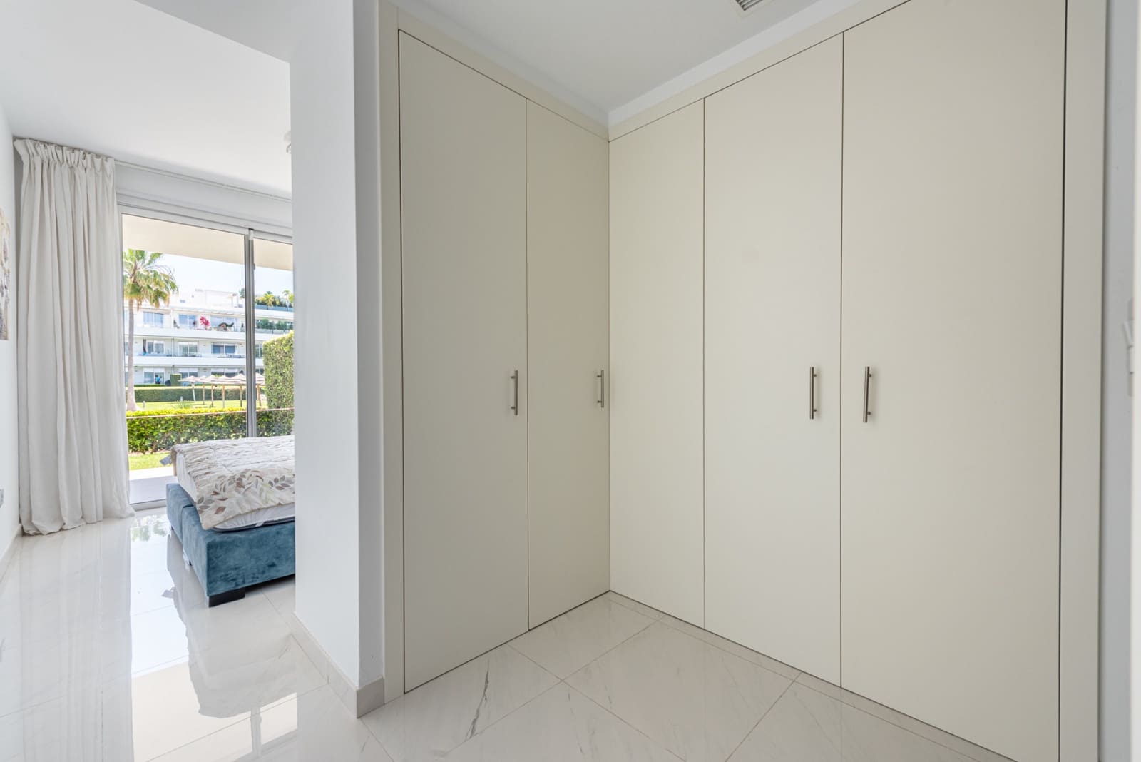3 slaapkamer Appartement te koop in Bel-Air met zwembad garage - € 495.000 (Ref: 9833504)