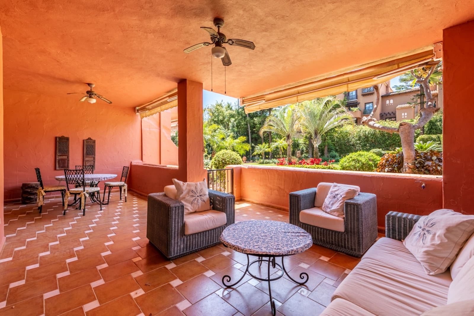 2 Zimmer Apartment zu verkaufen in Atalaya-Isdabe mit Pool Garage - 580.000 € (Ref: 9833505)