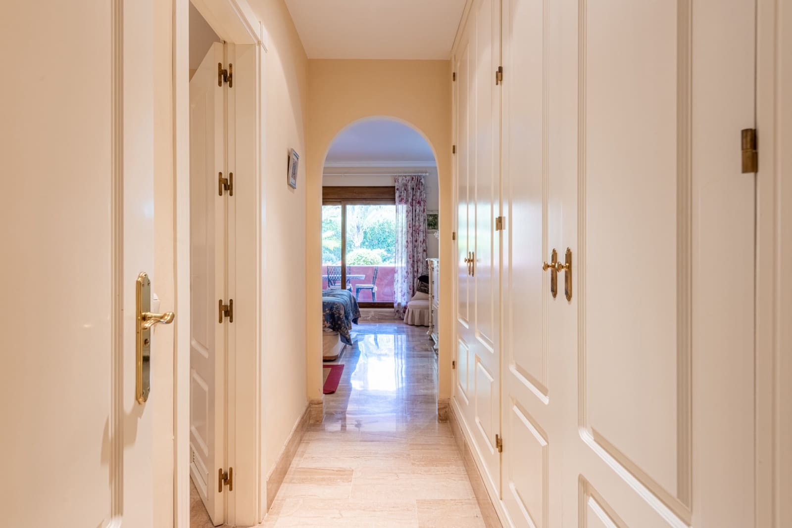 2 Zimmer Apartment zu verkaufen in Atalaya-Isdabe mit Pool Garage - 580.000 € (Ref: 9833505)