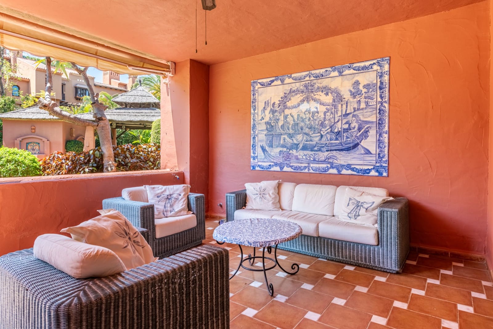 2 Zimmer Apartment zu verkaufen in Atalaya-Isdabe mit Pool Garage - 580.000 € (Ref: 9833505)