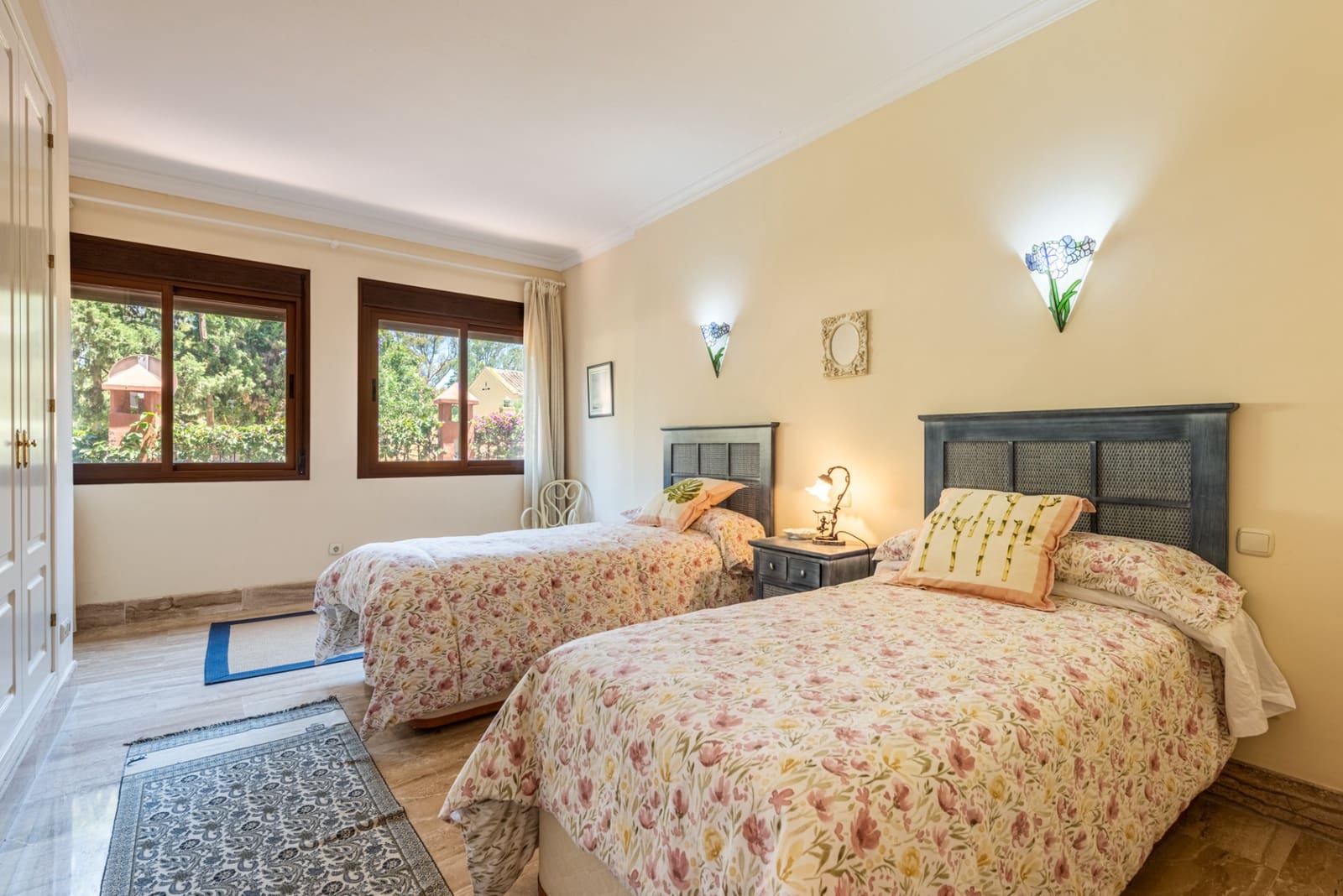 2 Zimmer Apartment zu verkaufen in Atalaya-Isdabe mit Pool Garage - 580.000 € (Ref: 9833505)
