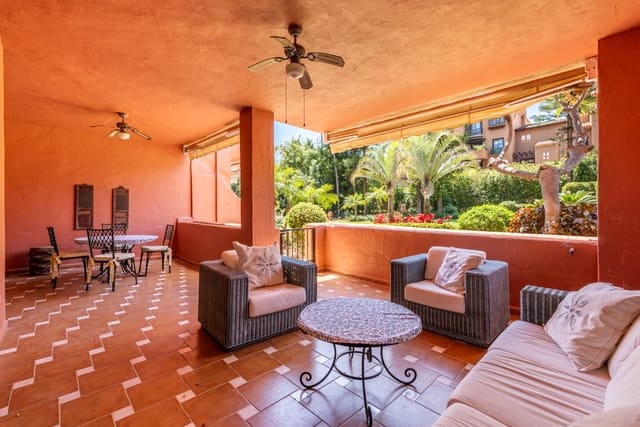 2 sovrum Lägenhet till salu i Atalaya-Isdabe, Estepona med pool garage - 590 000 € (Ref: 9833505)