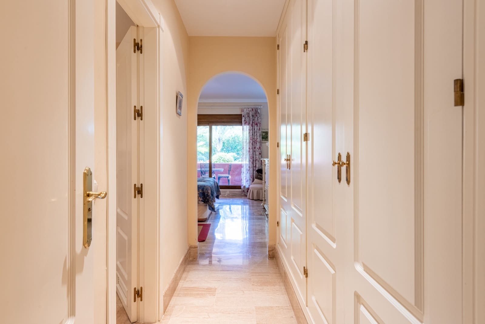 2 Zimmer Apartment zu verkaufen in Atalaya-Isdabe mit Pool Garage - 590.000 € (Ref: 9833505)