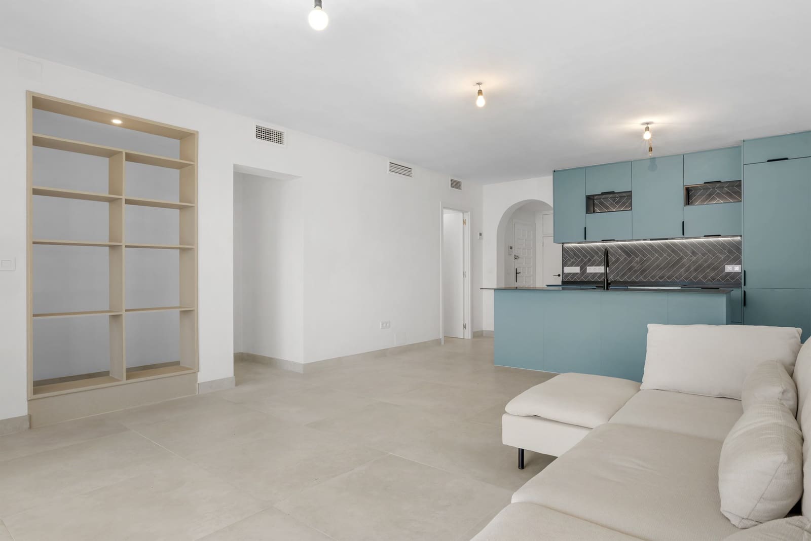3 bedroom Apartment for sale in Marbella with pool garage - € 895,000 (Ref: 9855205)