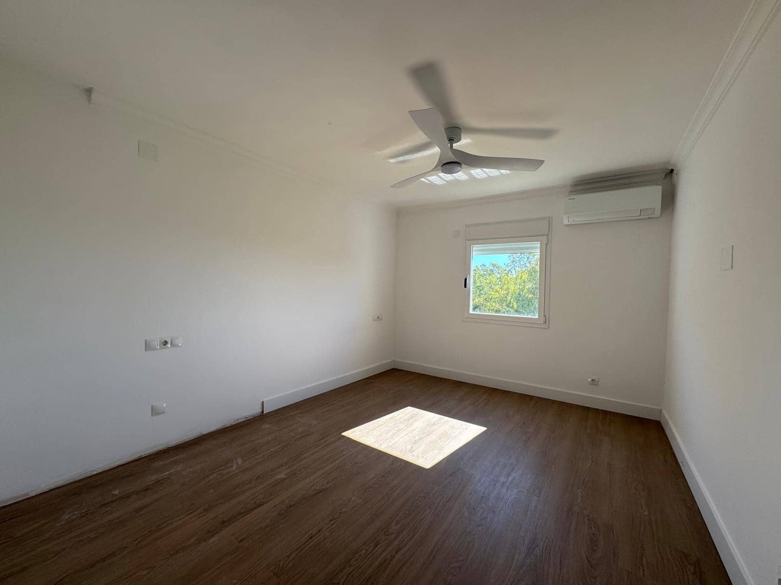 2 sovrum Lägenhet till salu i Atalaya-Isdabe med pool garage - 379 000 € (Ref: 9864988)