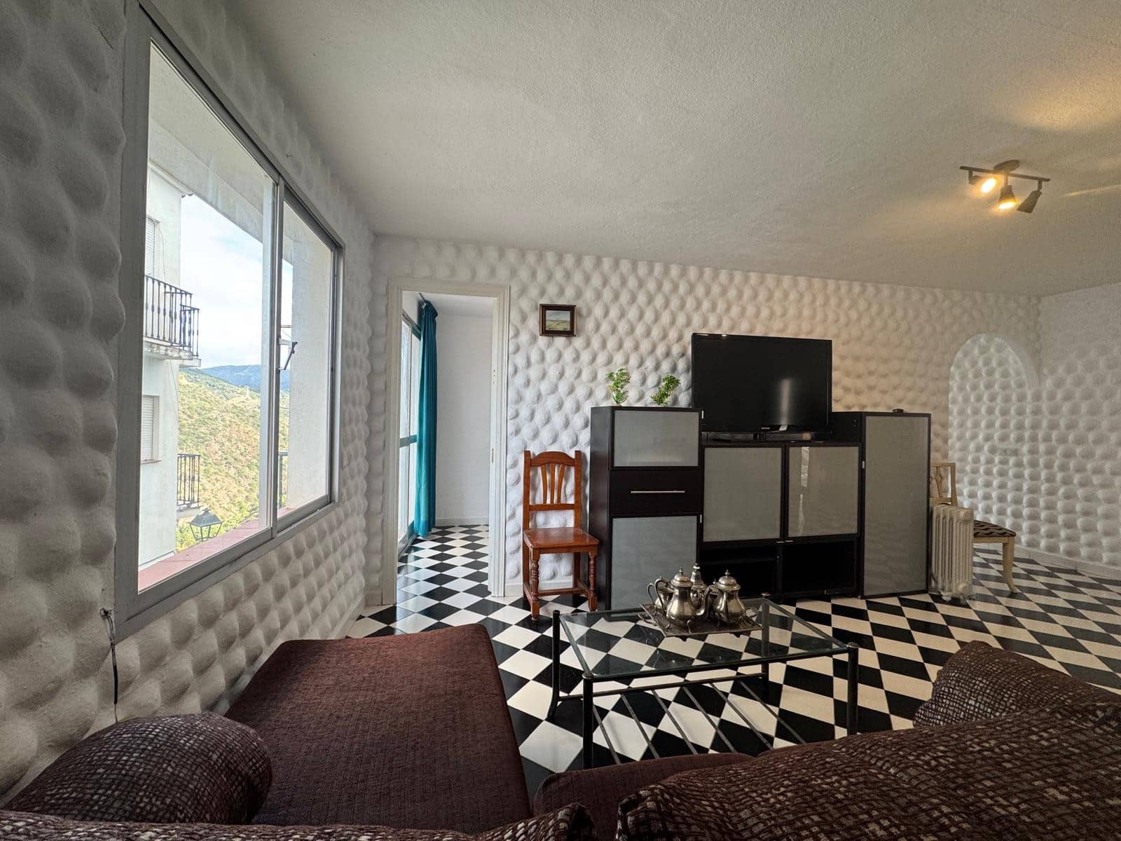 2 slaapkamer Appartement te koop in Istan met garage - € 158.000 (Ref: 9904212)