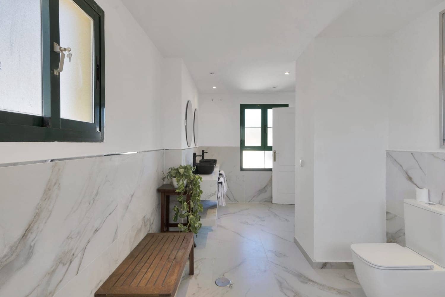3 Zimmer Penthouse zu verkaufen in Estepona mit Pool Garage - 560.000 € (Ref: 9929001)