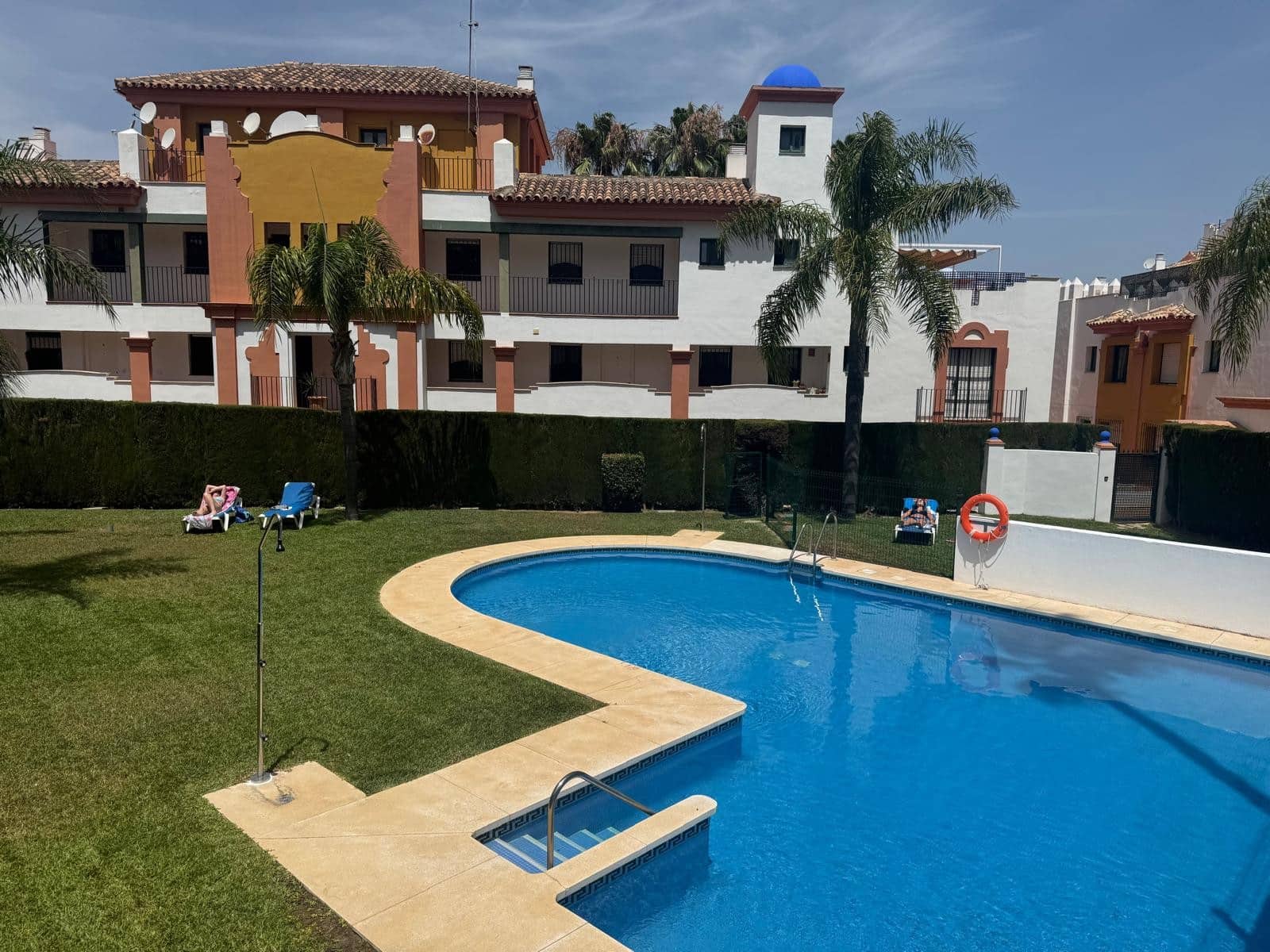 3 Zimmer Penthouse zu verkaufen in Estepona mit Pool Garage - 560.000 € (Ref: 9929001)