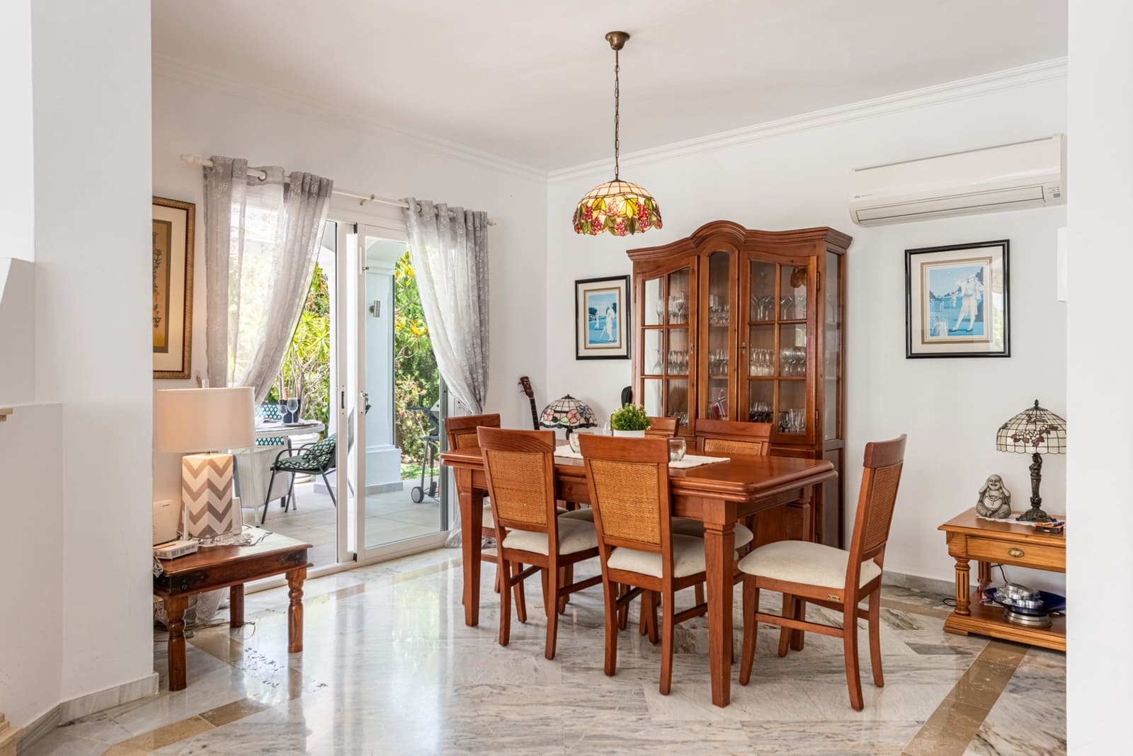 3 bedroom Villa for sale in New Golden Mile with pool garage - € 1,095,000 (Ref: 9929003)