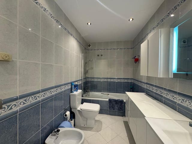 2 Zimmer Apartment zu verkaufen in Nueva Atalaya, Estepona mit Pool Garage - 310.000 € (Ref: 9952301)
