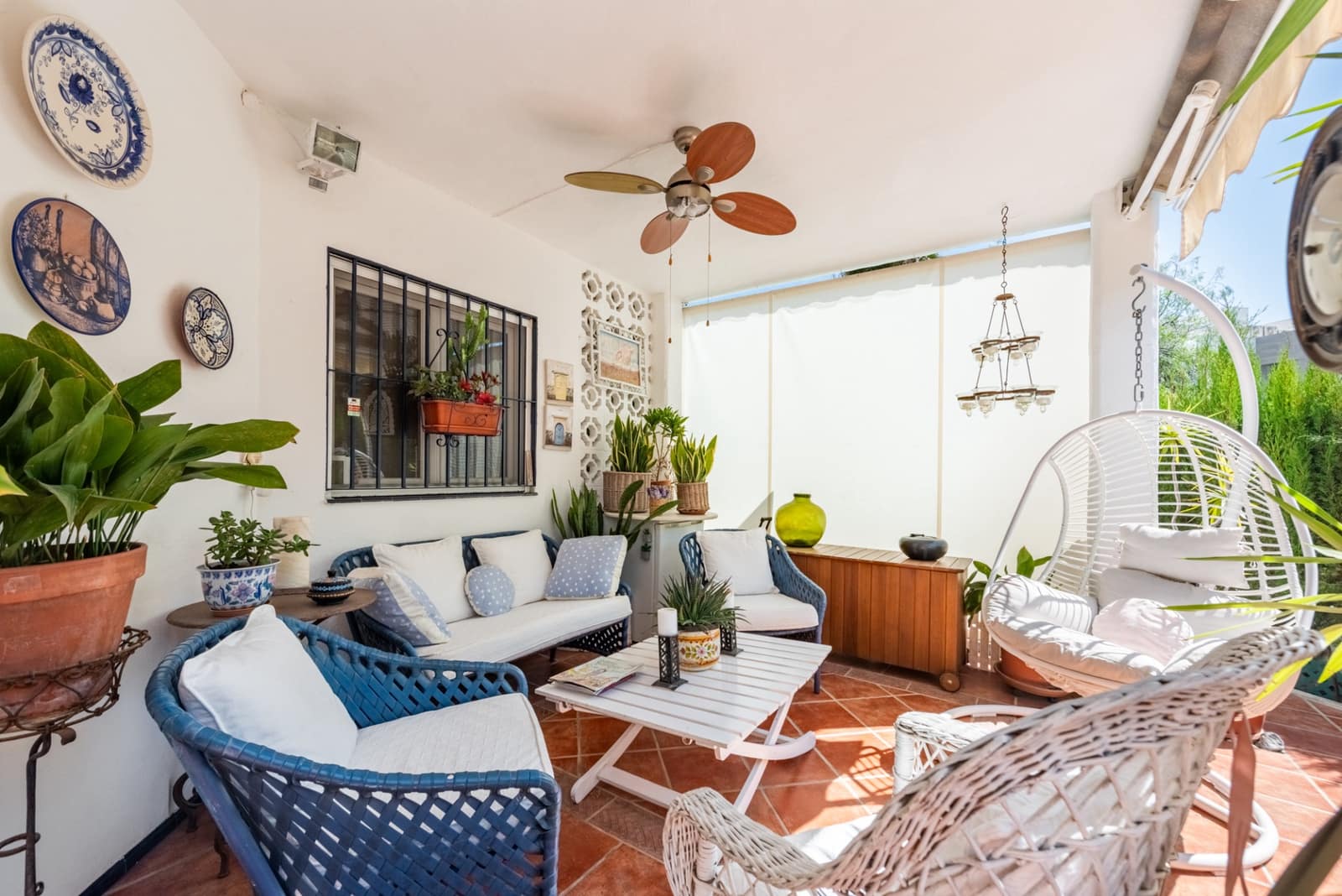 3 bedroom Townhouse for sale in Bel-Air with pool garage - € 550,000 (Ref: 9976907)