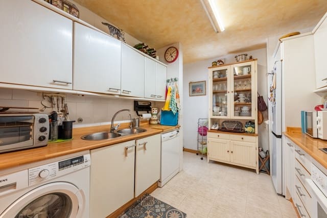 3 soveværelse Byhus til salg i Bel-Air, Estepona med swimmingpool garage - € 550.000 (Ref: 9976907)