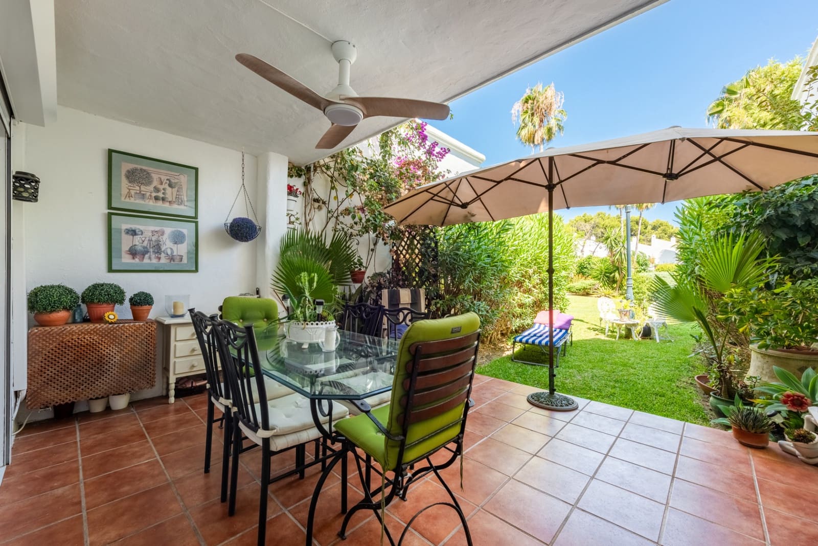 3 bedroom Townhouse for sale in Bel-Air with pool garage - € 550,000 (Ref: 9976907)