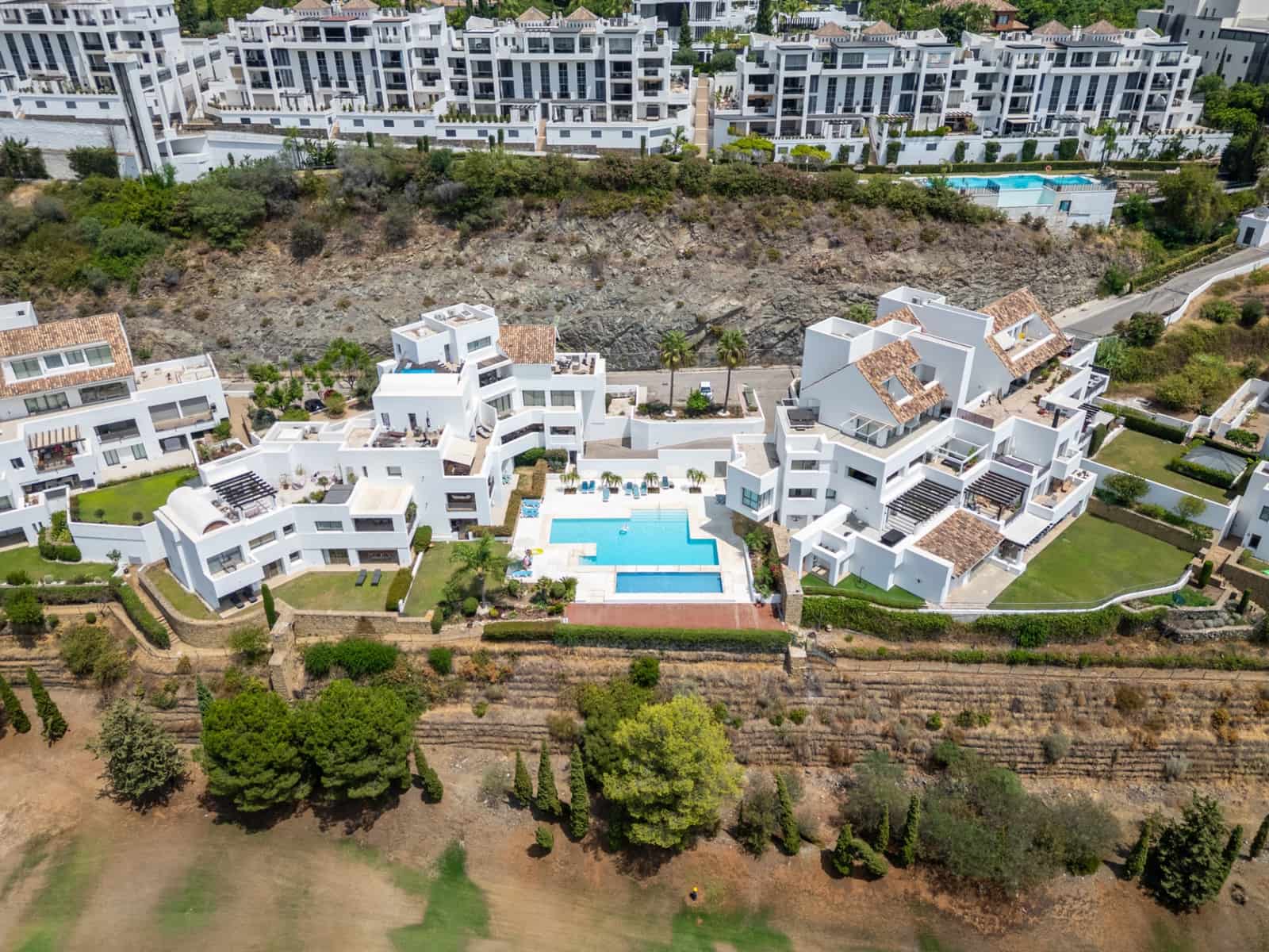 2 sovrum Lägenhet till salu i Los Flamingos med pool garage - 675 000 € (Ref: 9990370)