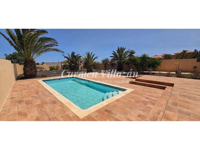 3 quarto Moradia para venda em Triquivijate, Antigua com piscina garagem - 380 000 € (Ref: 10008168)