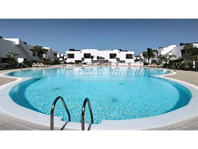 1 bedroom Apartment for sale in Villaverde, La Oliva with pool - € 247,000 (Ref: 10033377)