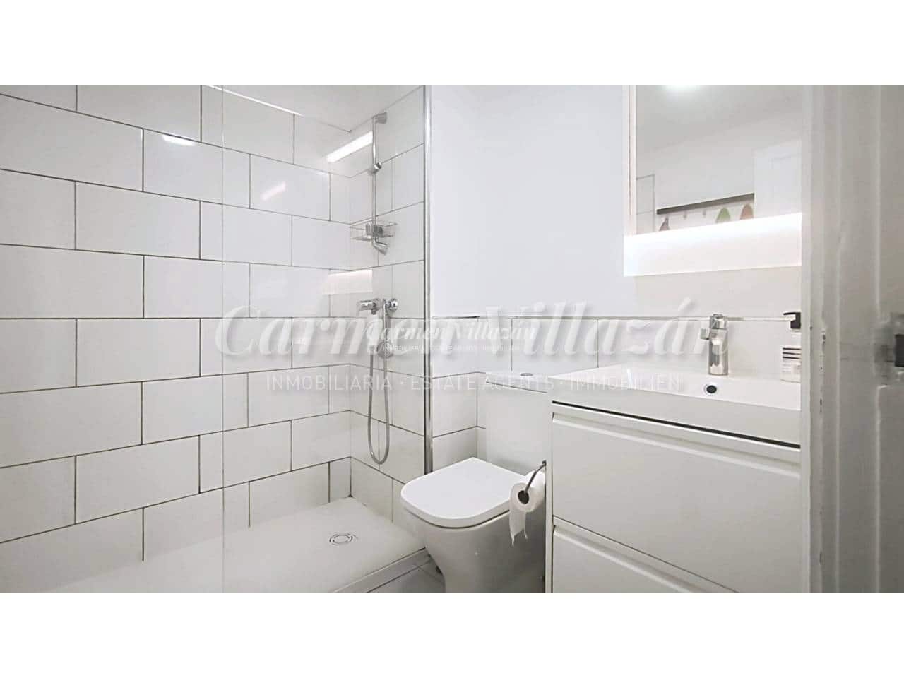 2 slaapkamer Appartement te koop in Corralejo met zwembad garage - € 230.000 (Ref: 10074788)