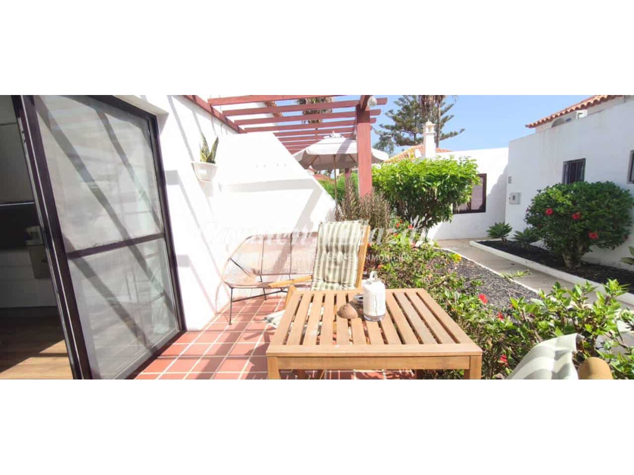 1 sovrum Bungalow till salu i Caleta de Fuste med pool - 187 000 € (Ref: 10118664)