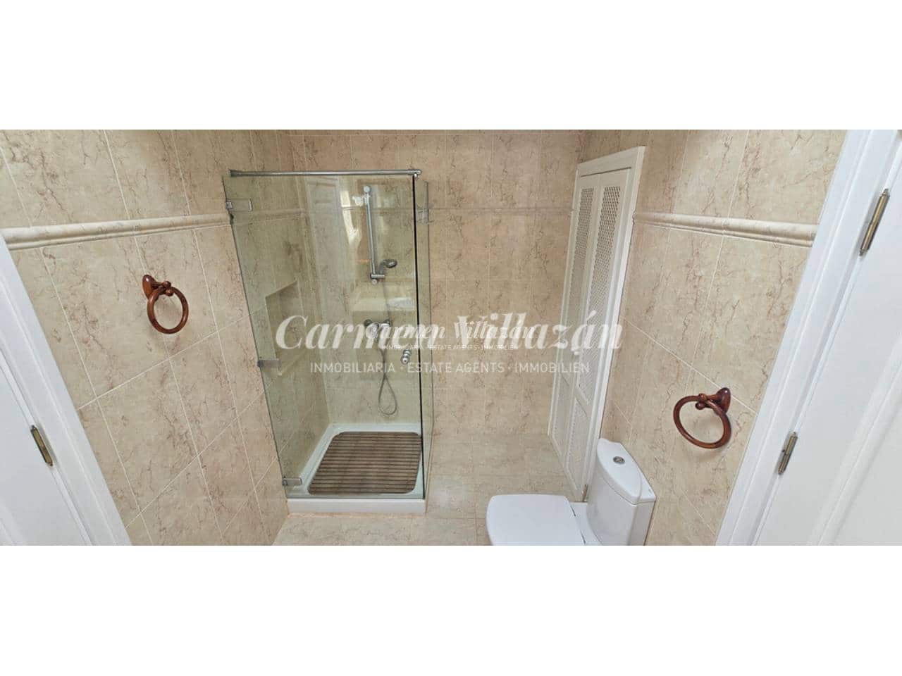 4 bedroom Villa for sale in Caleta de Fuste - € 499,000 (Ref: 10127543)