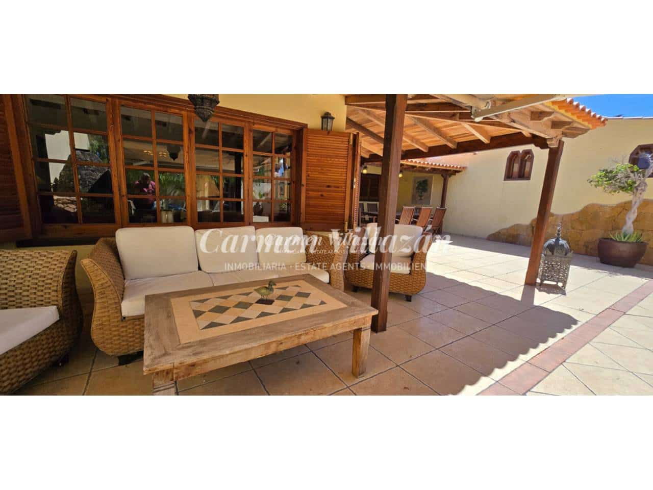 4 bedroom Villa for sale in Caleta de Fuste - € 499,000 (Ref: 10127543)
