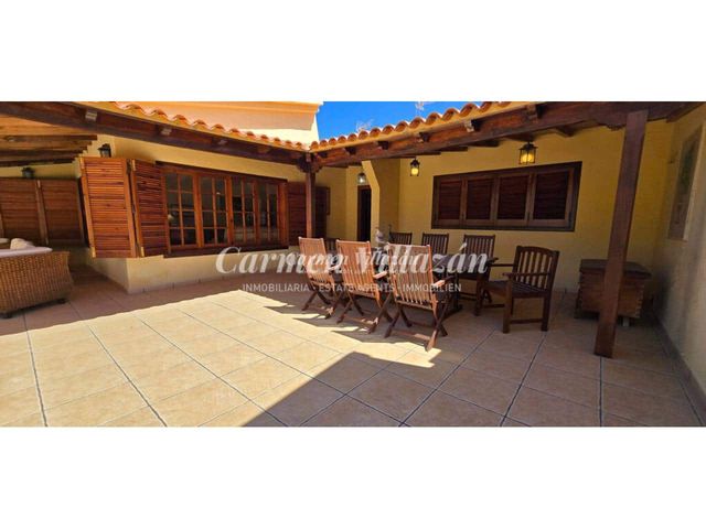 4 chambre Villa/Maison à vendre à Caleta de Fuste, Antigua - 499 000 € (Ref: 10127543)