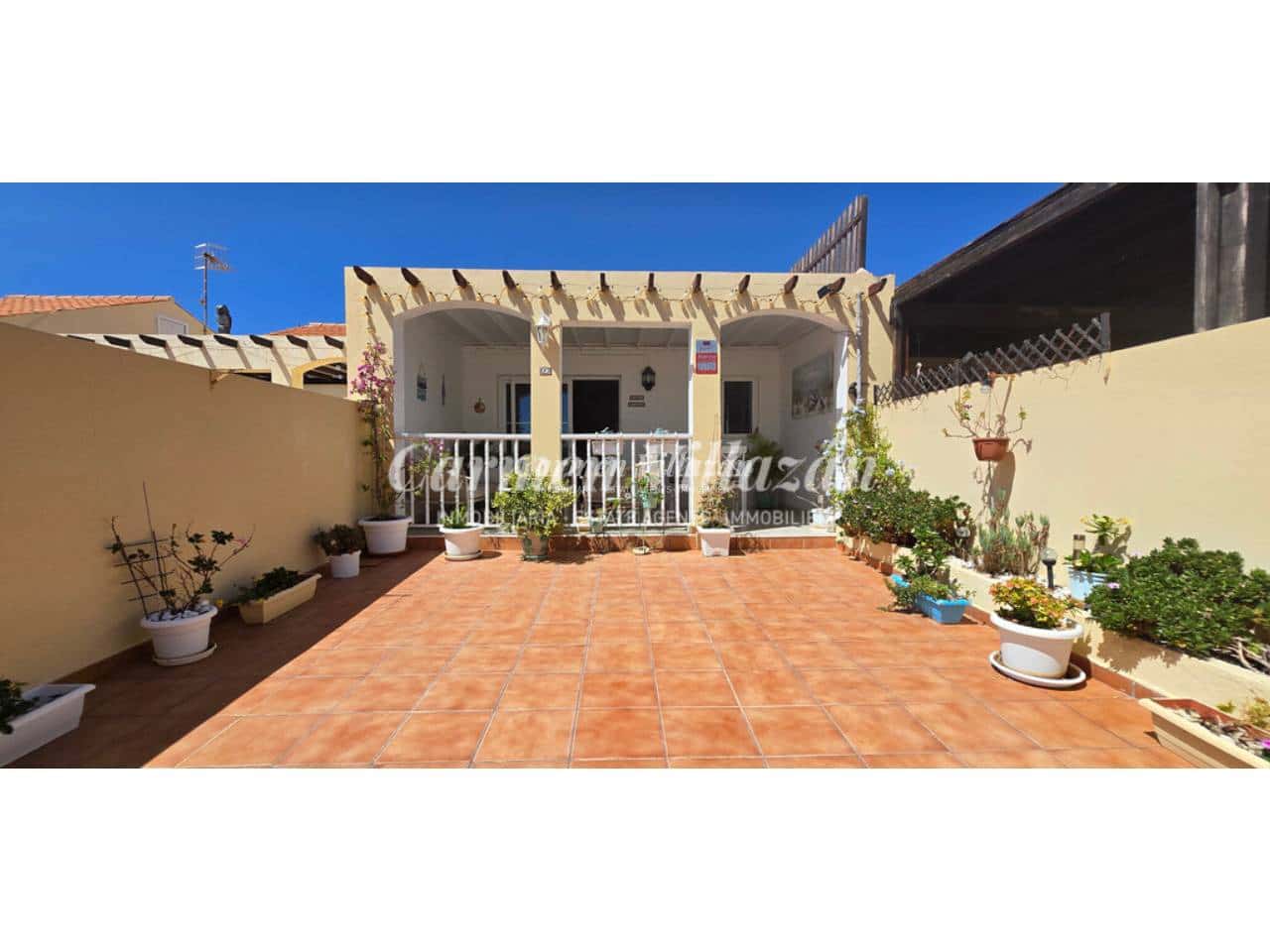 3 camera da letto Bungalow in vendita in Caleta de Fuste con piscina garage - 275.000 € (Rif: 10127544)